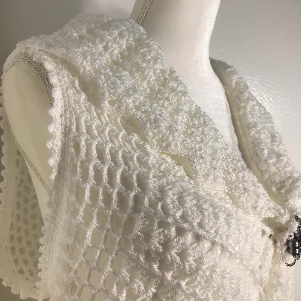 Top white crochet - Picture 3 of 11